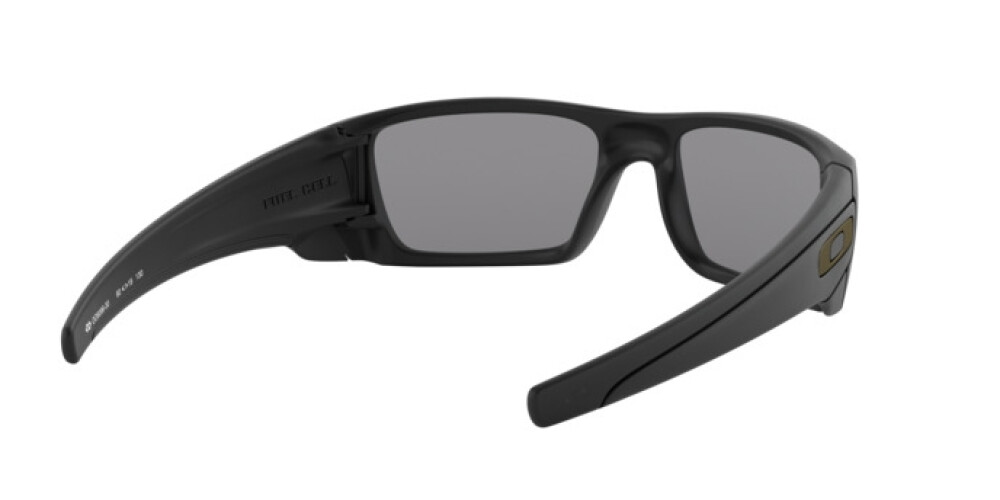 Sunglasses Man Oakley Fuel Cell OO 9096 909630