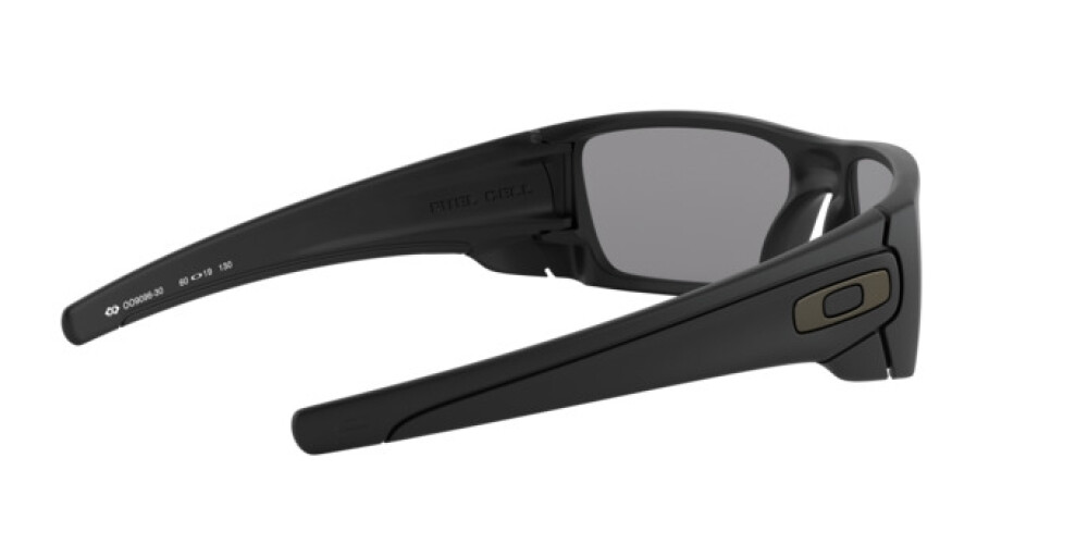 Sunglasses Man Oakley Fuel Cell OO 9096 909630