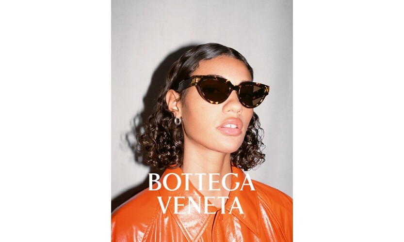 Sunglasses Woman Bottega Veneta Unapologetic BV1035S-002