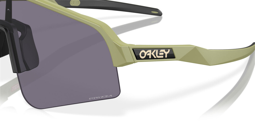 Occhiali da Sole Uomo Oakley Sutro Lite Sweep OO 9465 946527